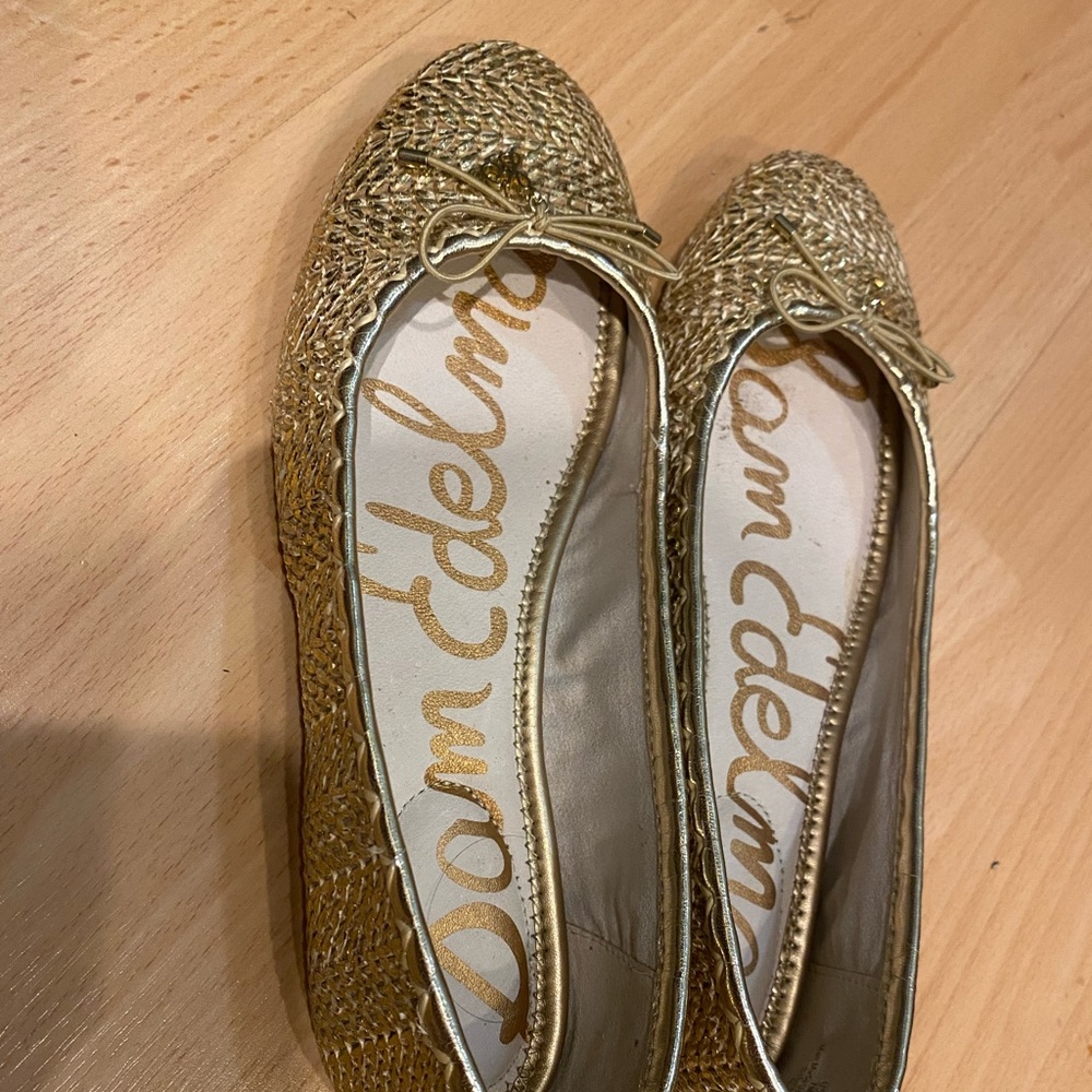 Golden flat shoes
